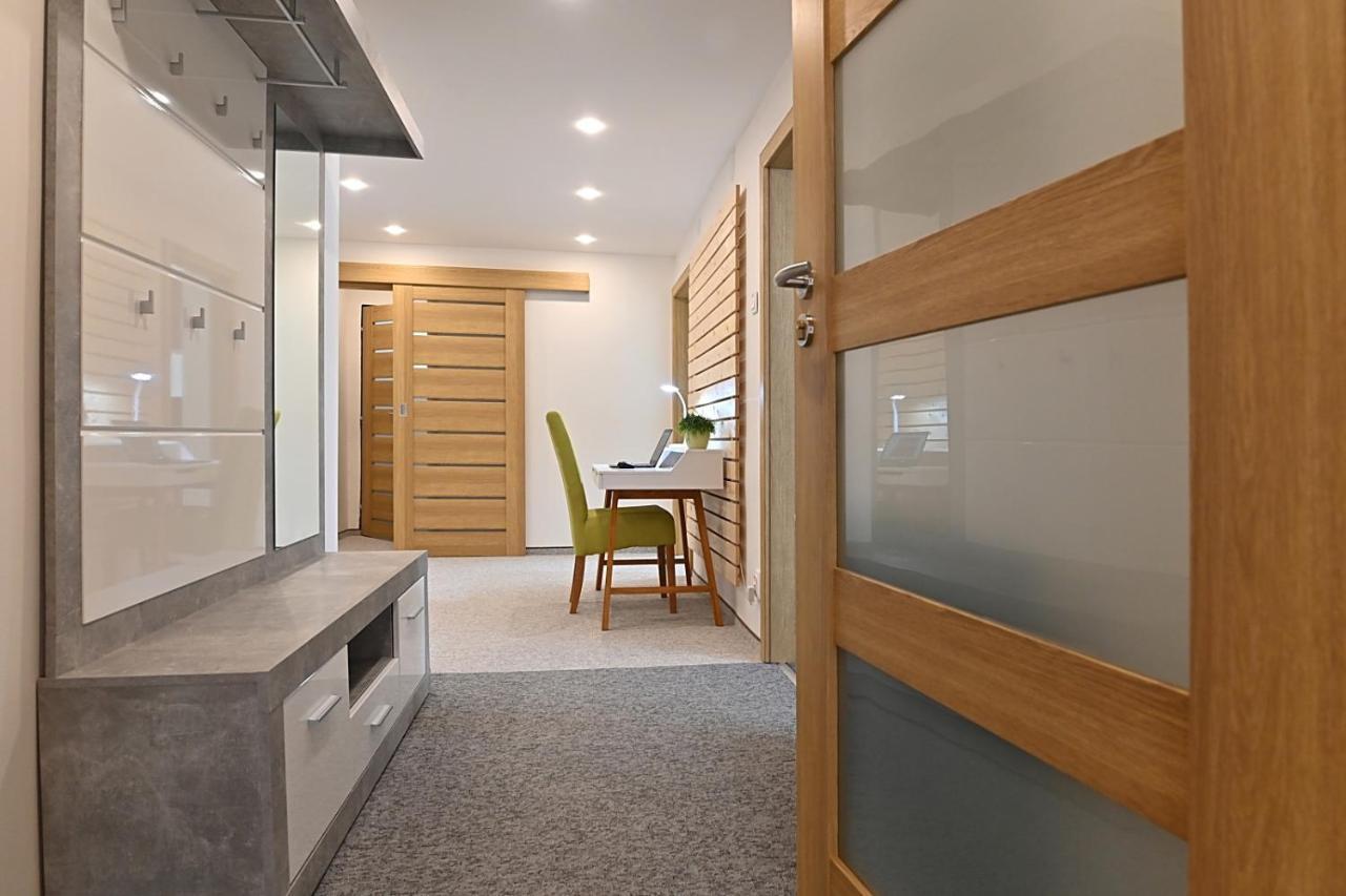 Apartmán 5FIVE Prešov Esterno foto