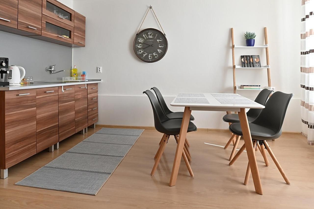 Apartmán 5FIVE Prešov Esterno foto